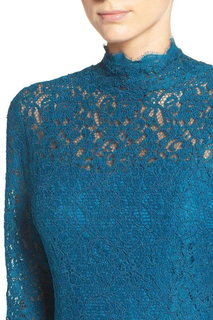 Adrianna Papell AP1E200552 Short Long Sleeve Lace Petite Dress
