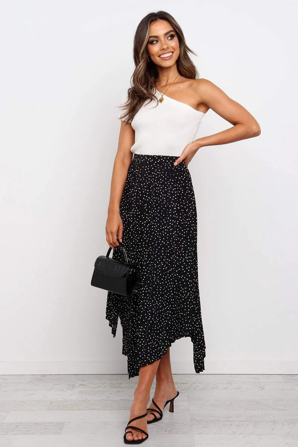 Black Fashion Print Asymmetrical Side Slit Pleated Maxi Skirt