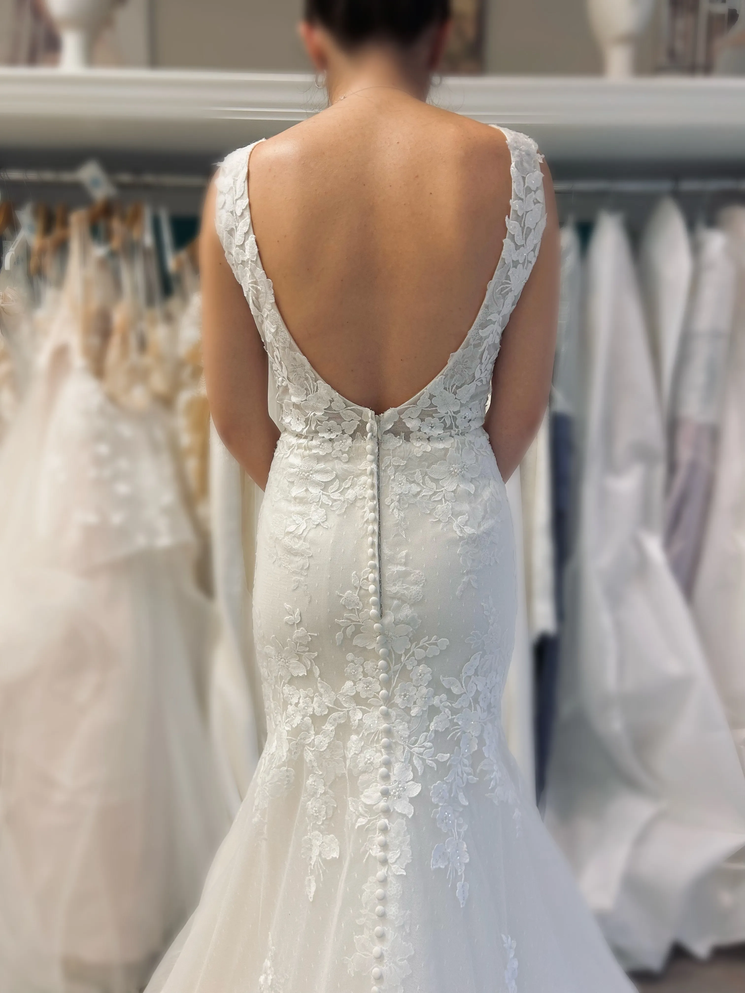 Justin Alexander Signature 99212 Wedding Dress Sample